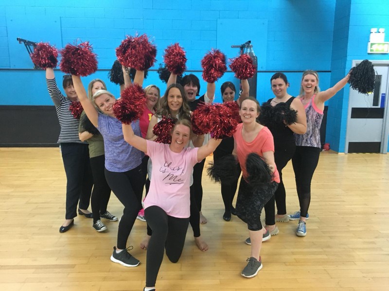 Cheerleading hen party dance class Leeds - pompom cheerleader hen do